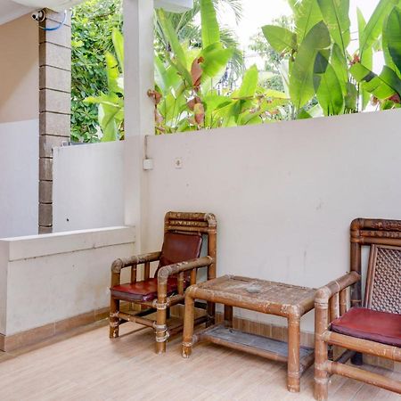 Oyo Flagship 90754 Alamanda Guesthouse Denpasar Exterior foto